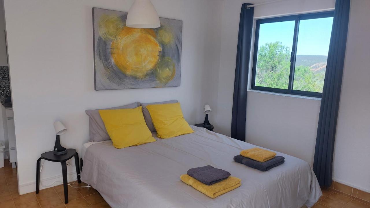"Oliveiras" Appartement Typique Avec Terrasse Et Piscine โลว์เล ภายนอก รูปภาพ
